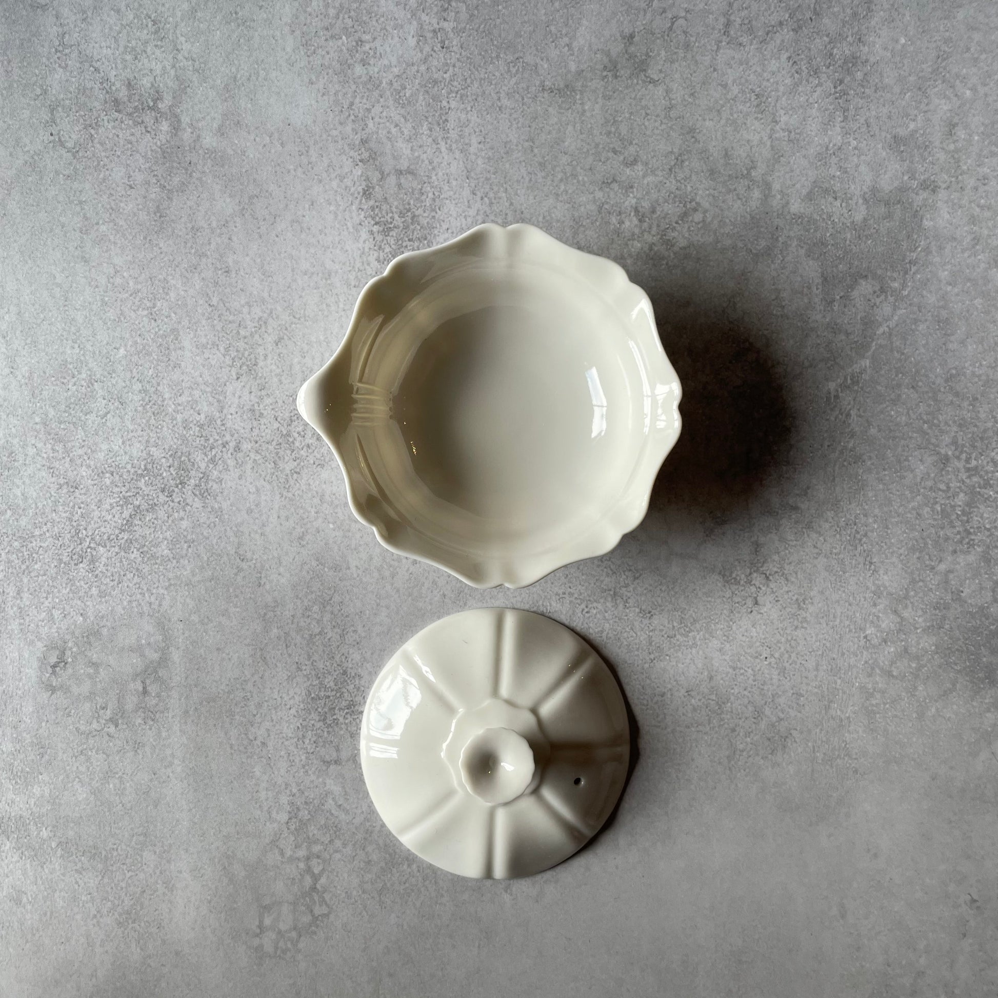 八輪花宝瓶　小