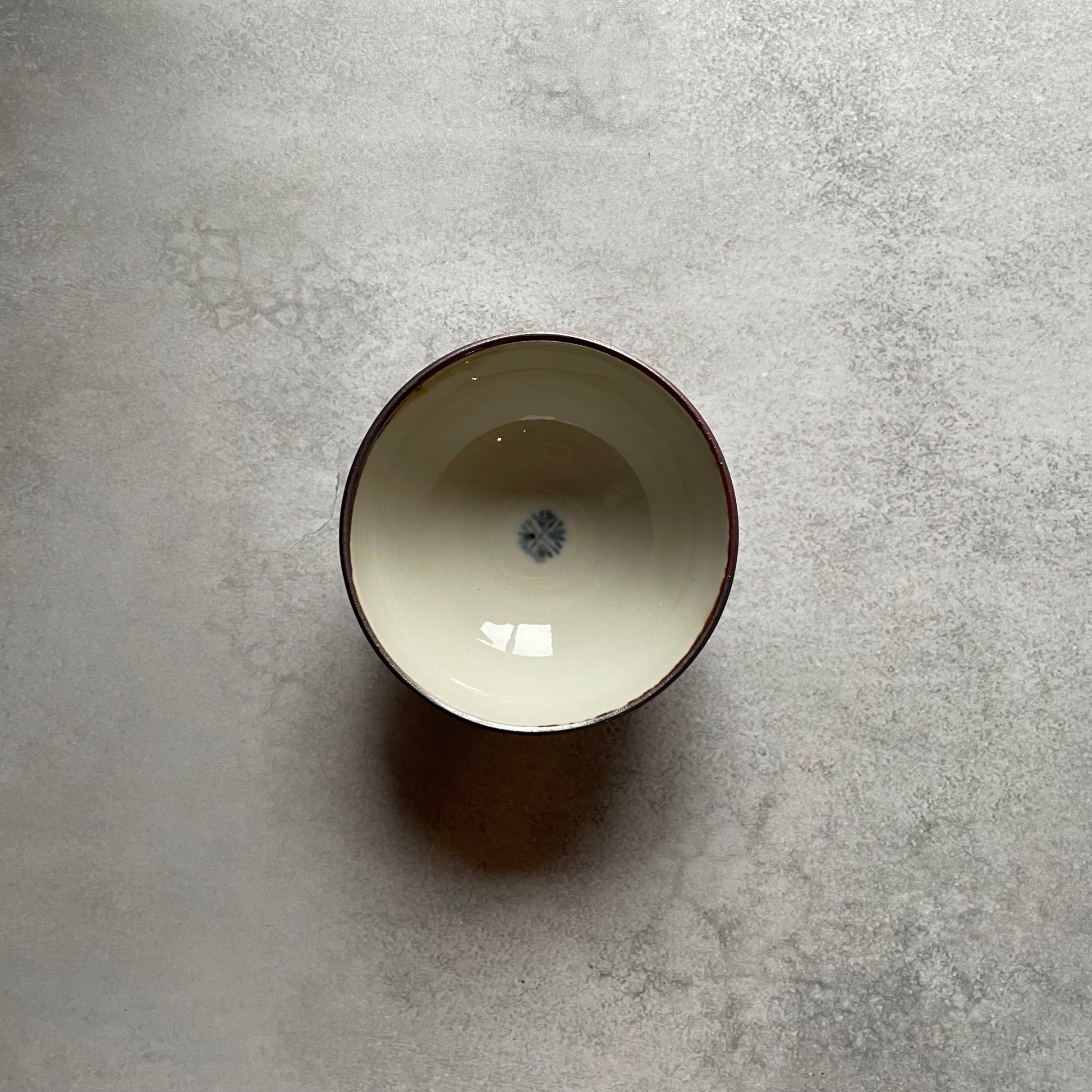 染付　半菊文　盃