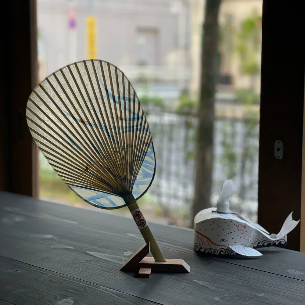 水うちわ　蛍