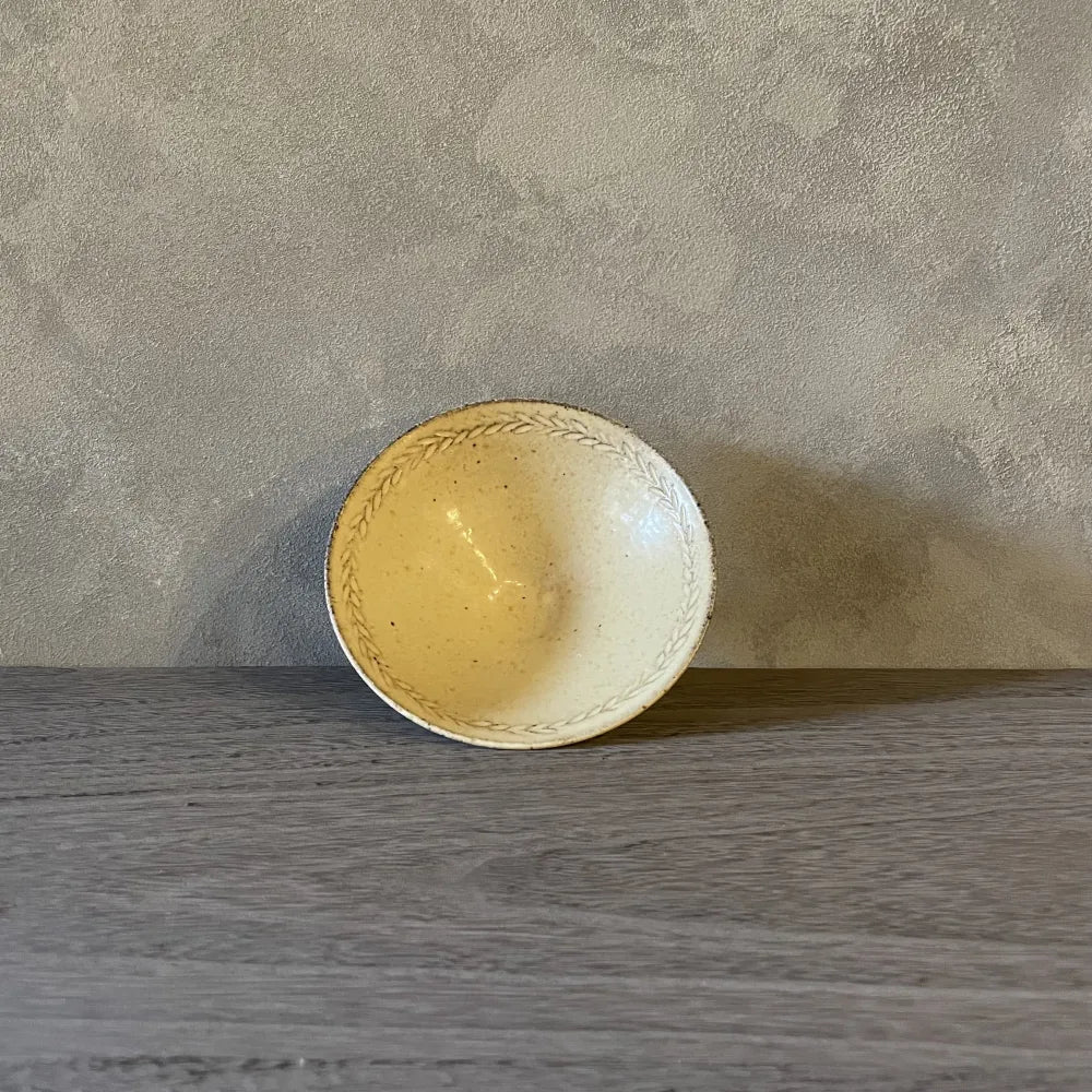 メシワンコバチ(ビスケット)