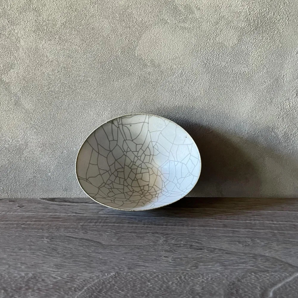 炭入り楕円鉢（中）