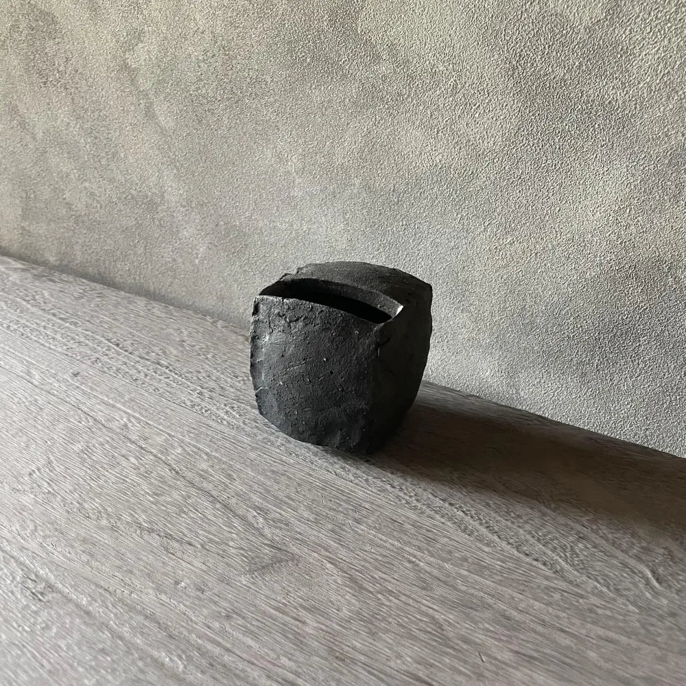 花器　四角（黒）