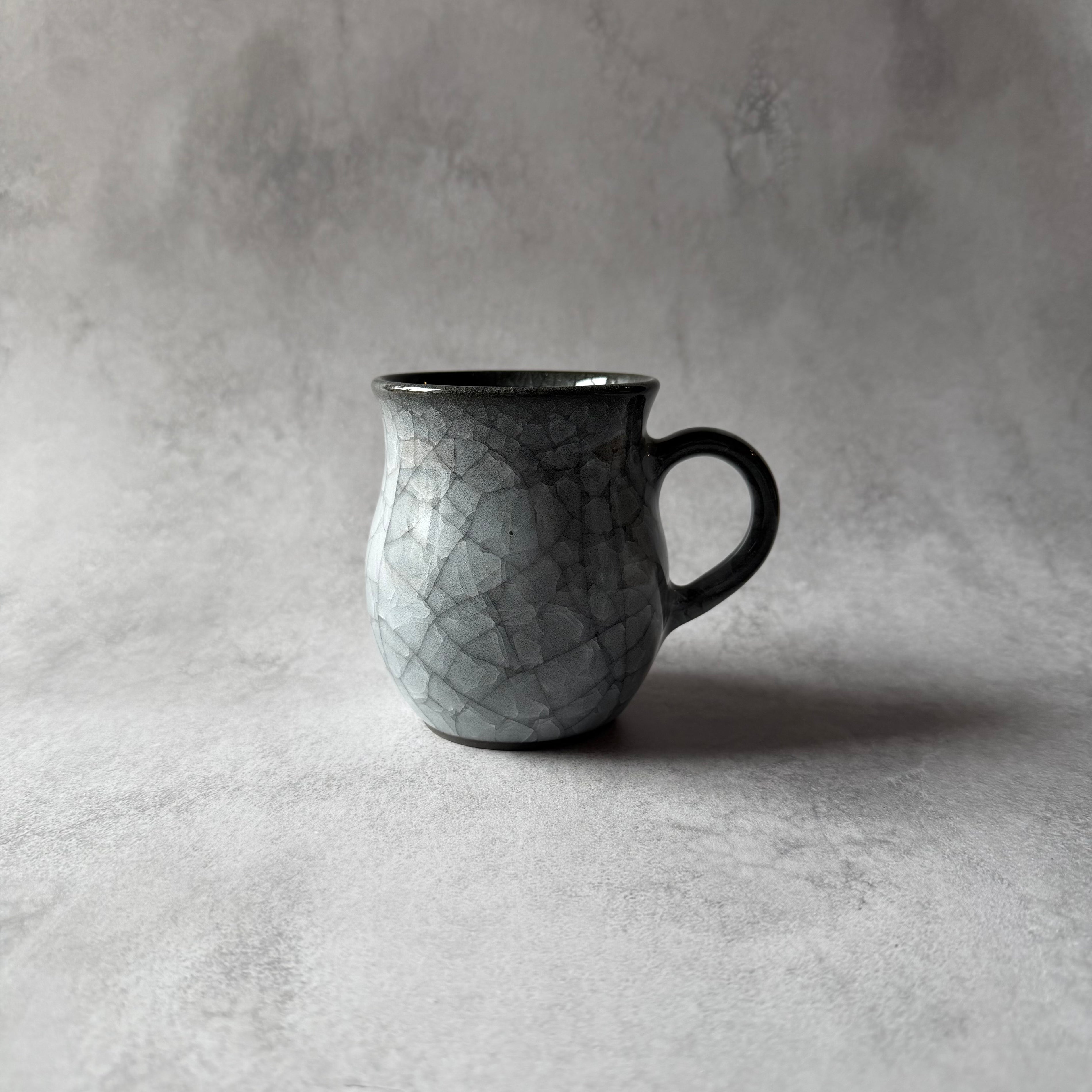 白瓷　マグカップ