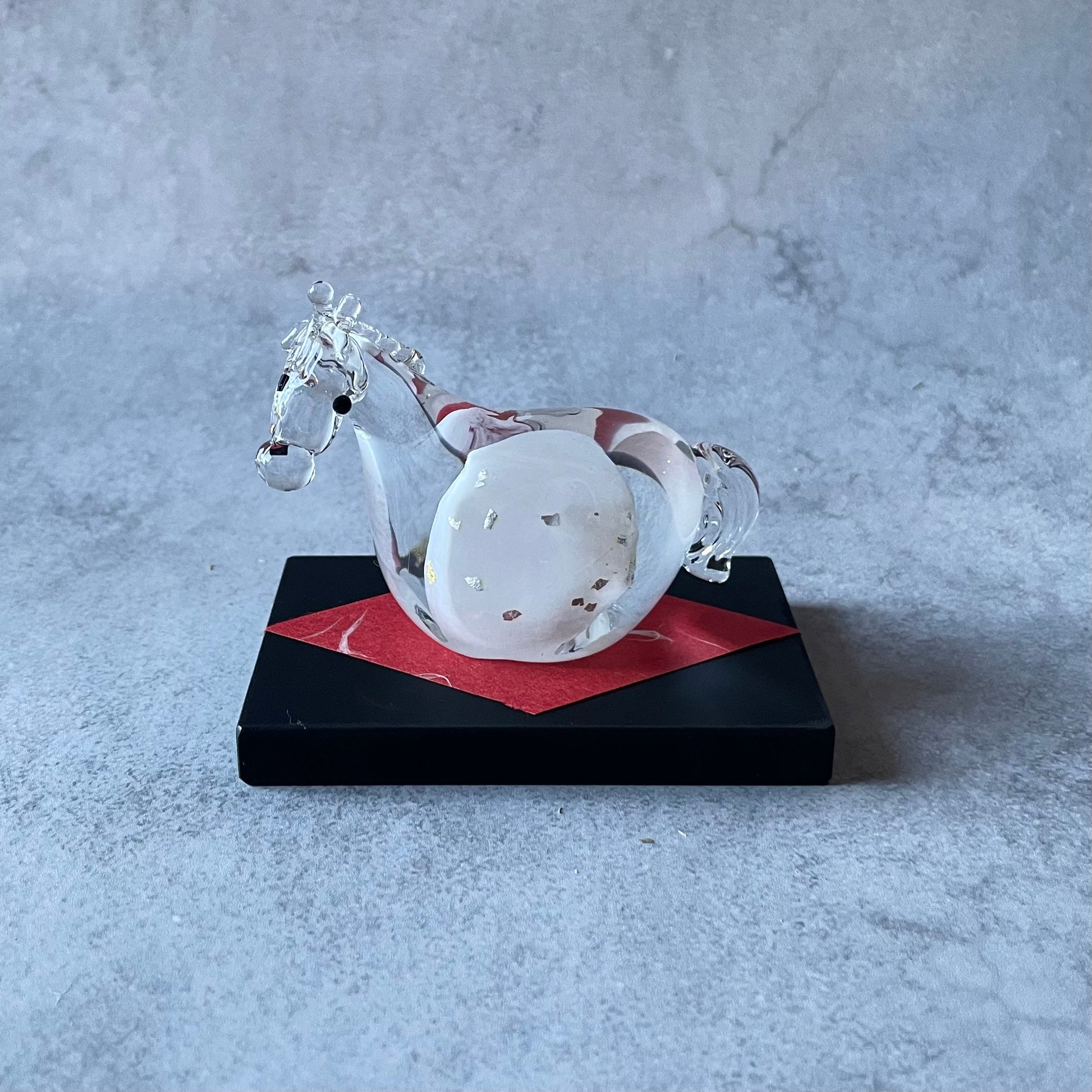 干支　午　(白)