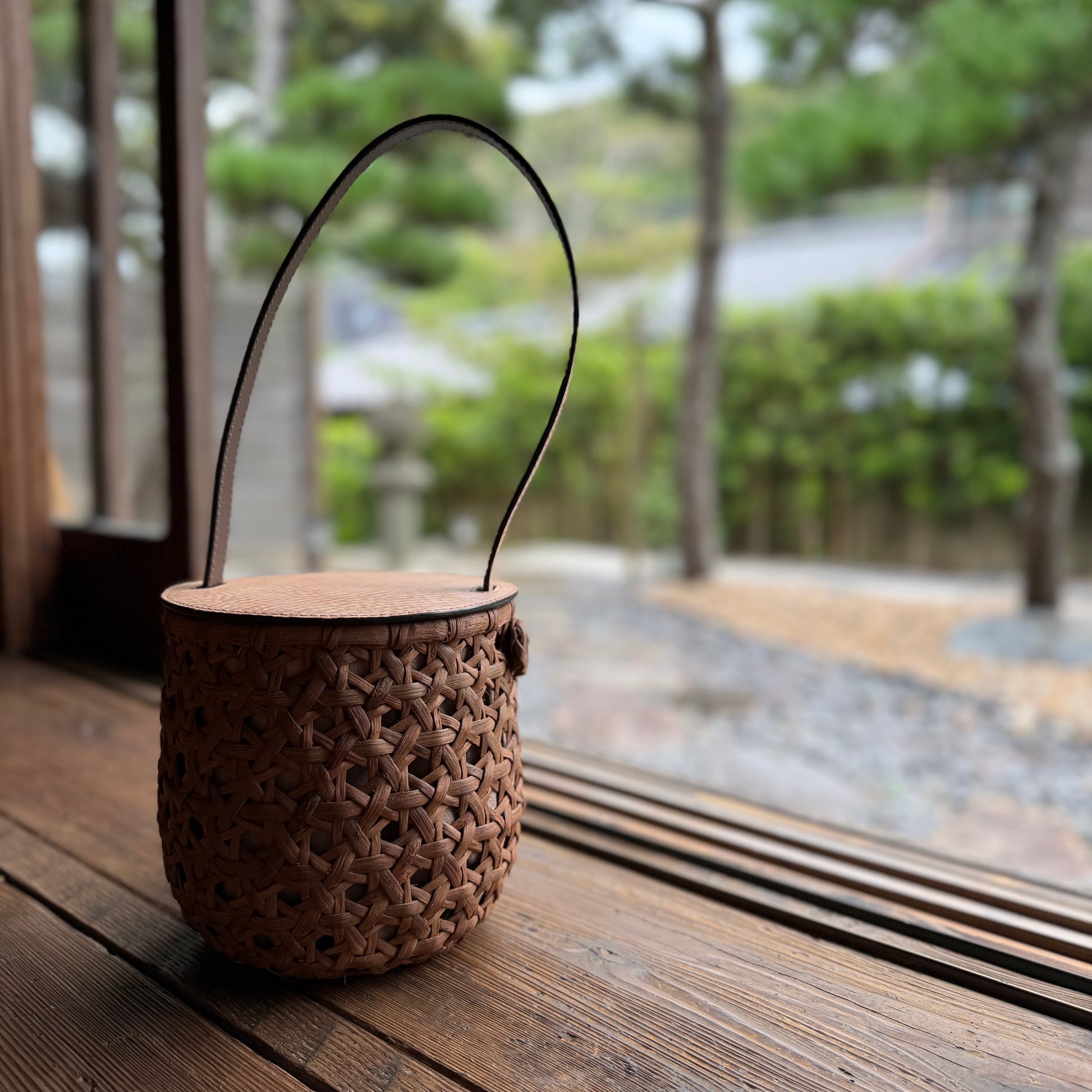 差し六つ目　レザーワンハンドル