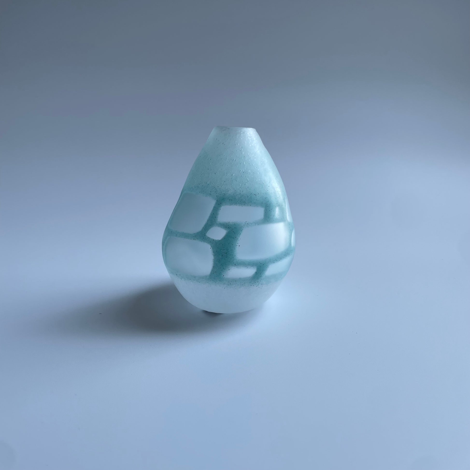 花器 z1-f1 （薄ブルー×白）