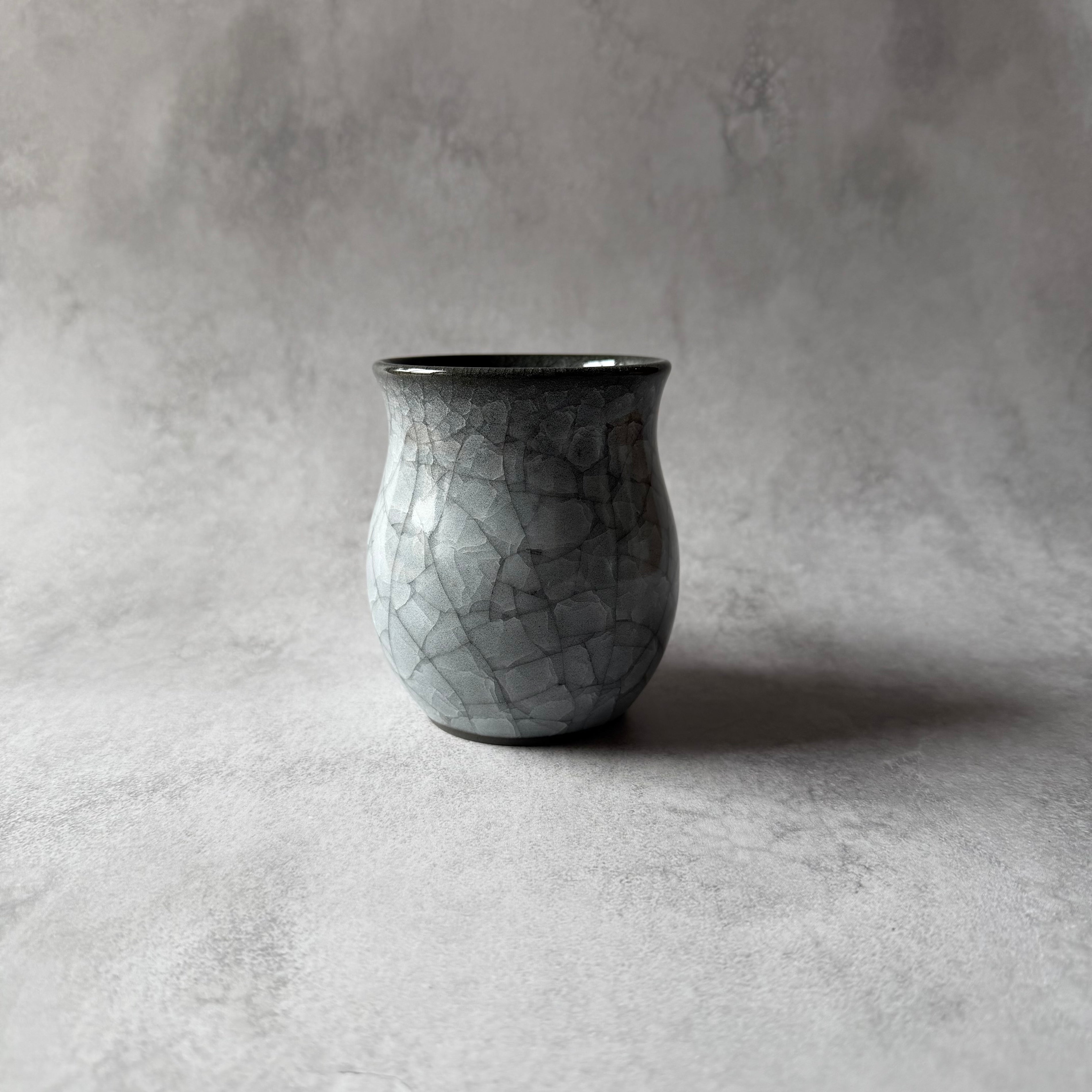 白瓷　マグカップ