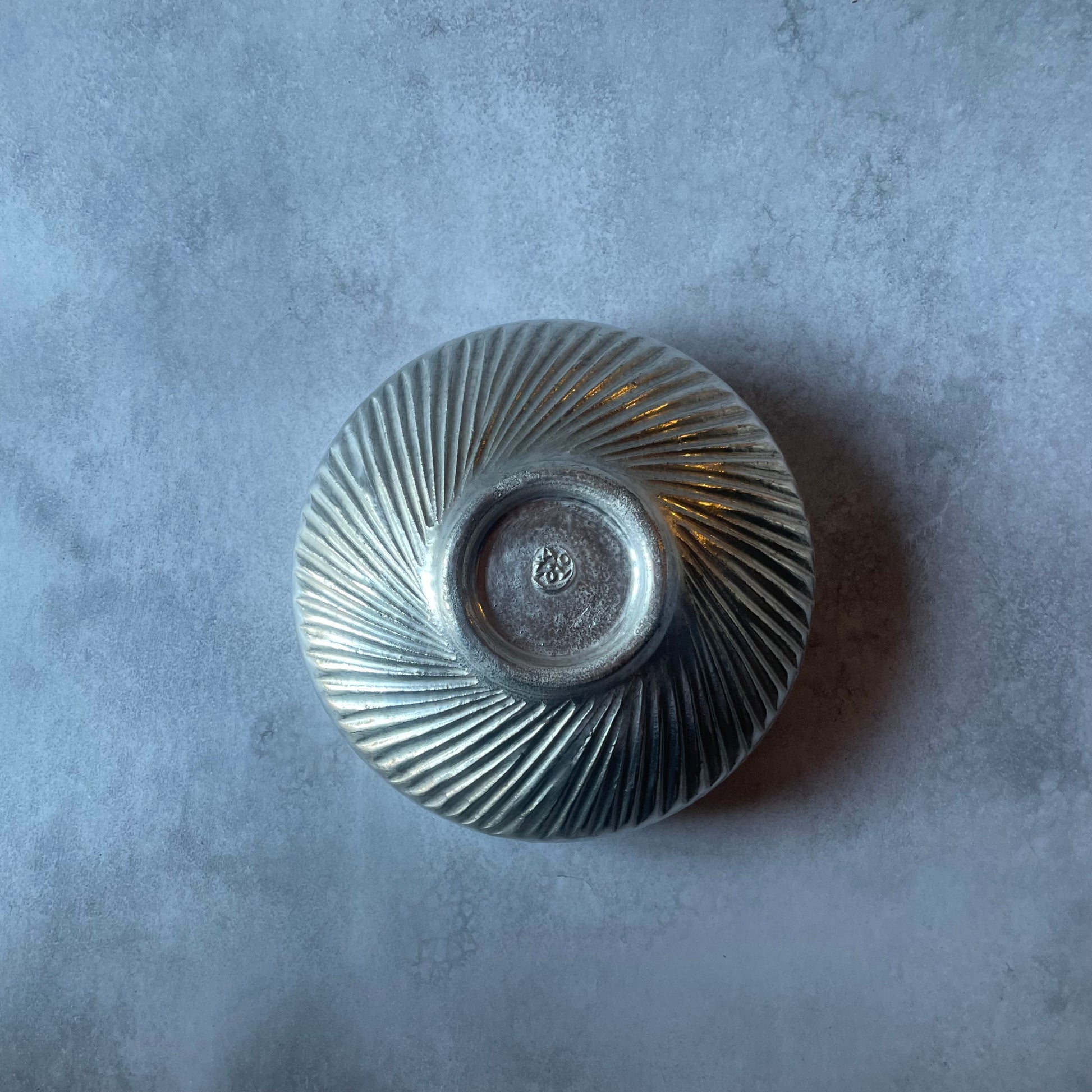 鉢　(シルバー)