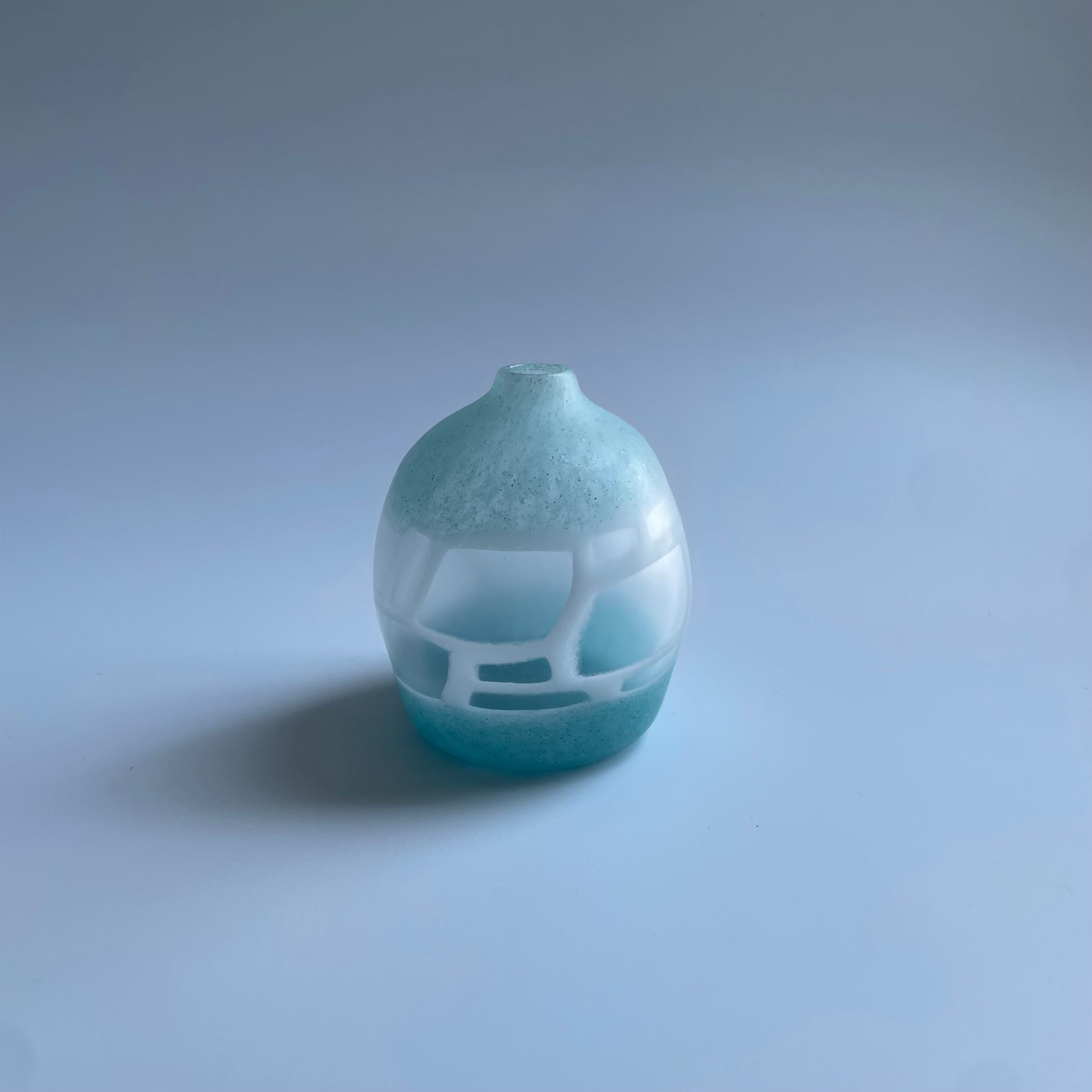 花器 z1-f1 （ブルー×白）