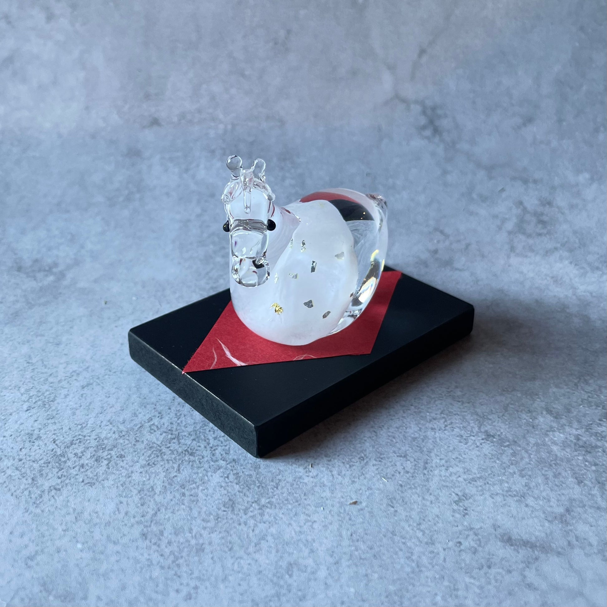 干支　午　(白)