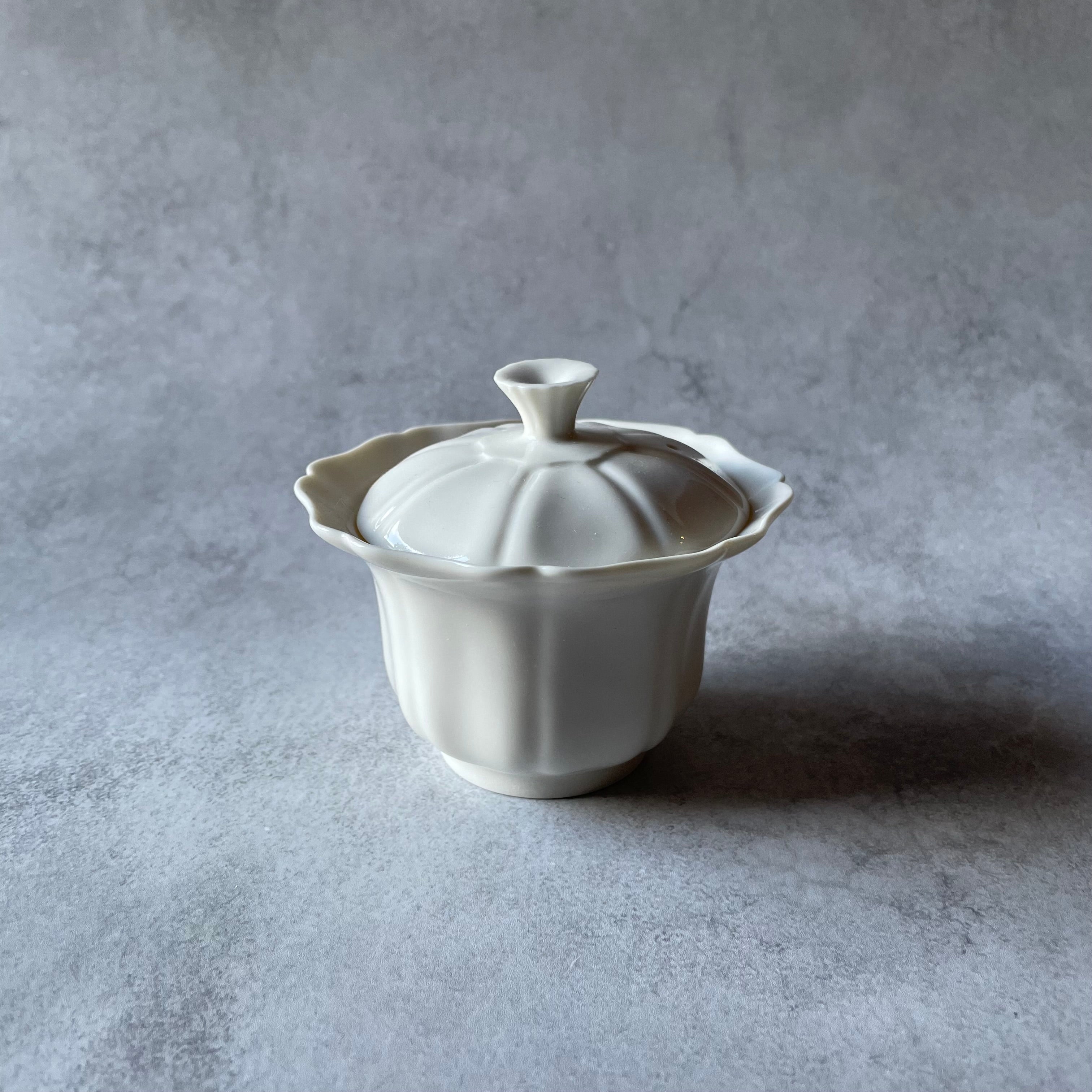 八輪花宝瓶　大