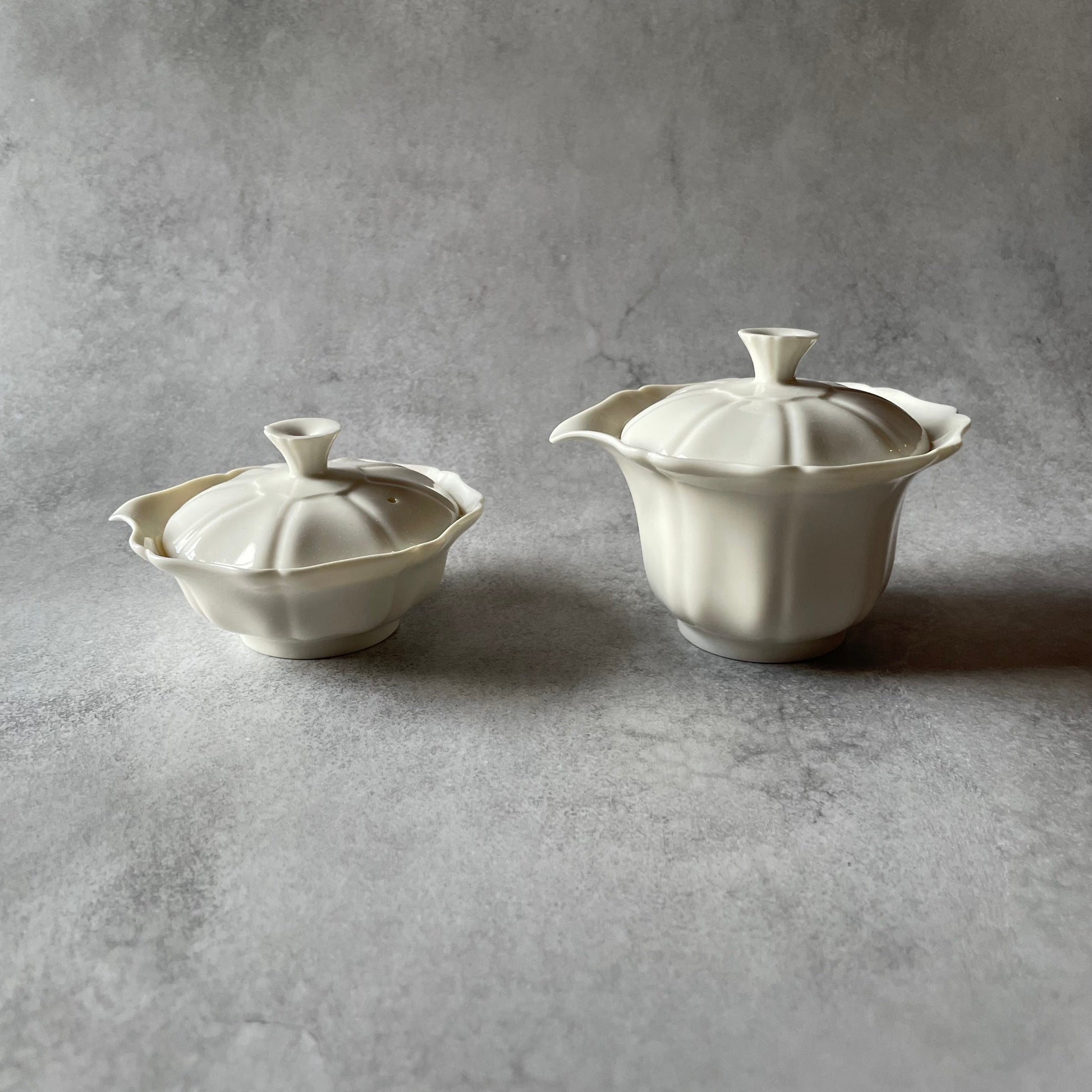 八輪花宝瓶　大