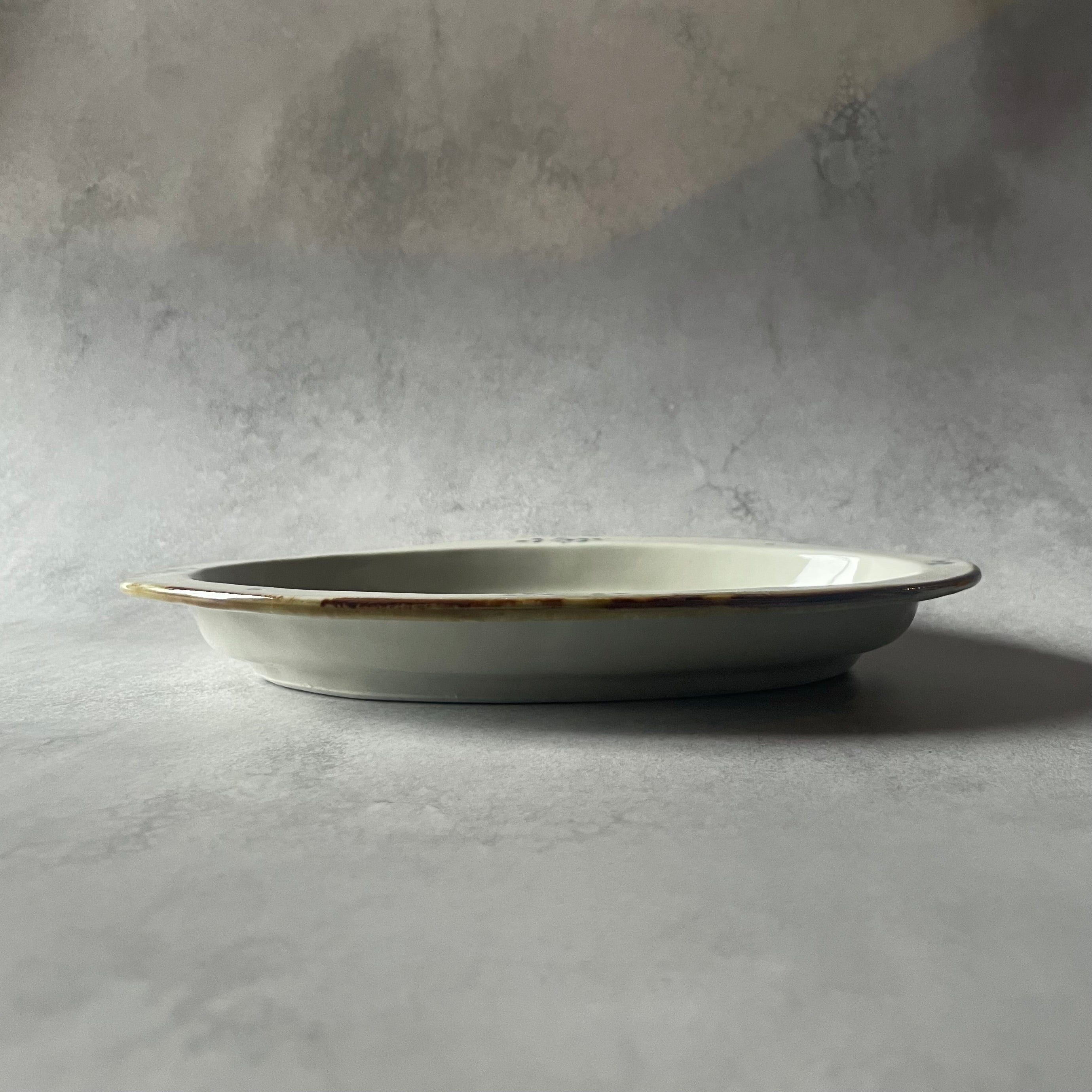 染付　楕円皿　花籠