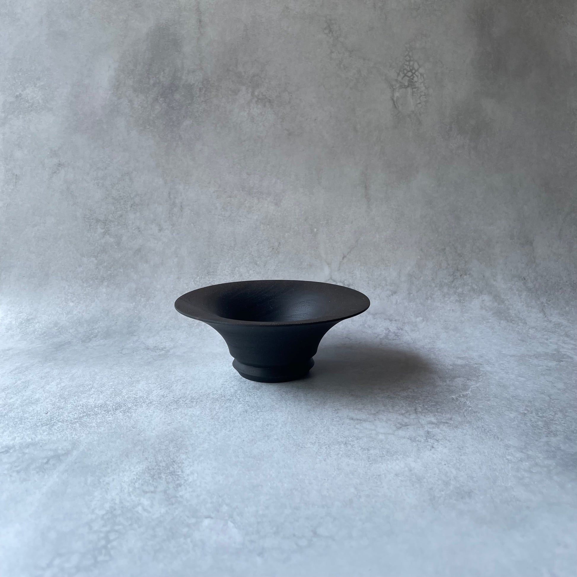 辣韮小鉢（12cm）ウォルナット　鉄媒染