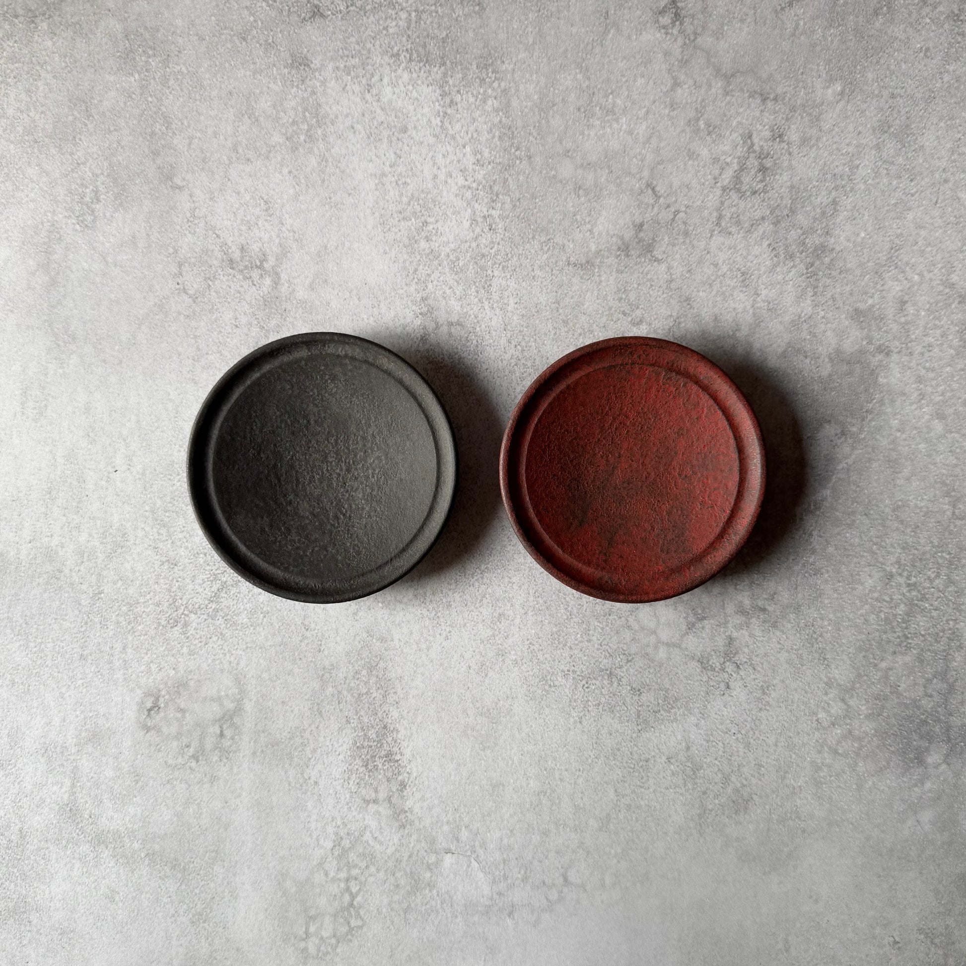 三寸リム皿　赤