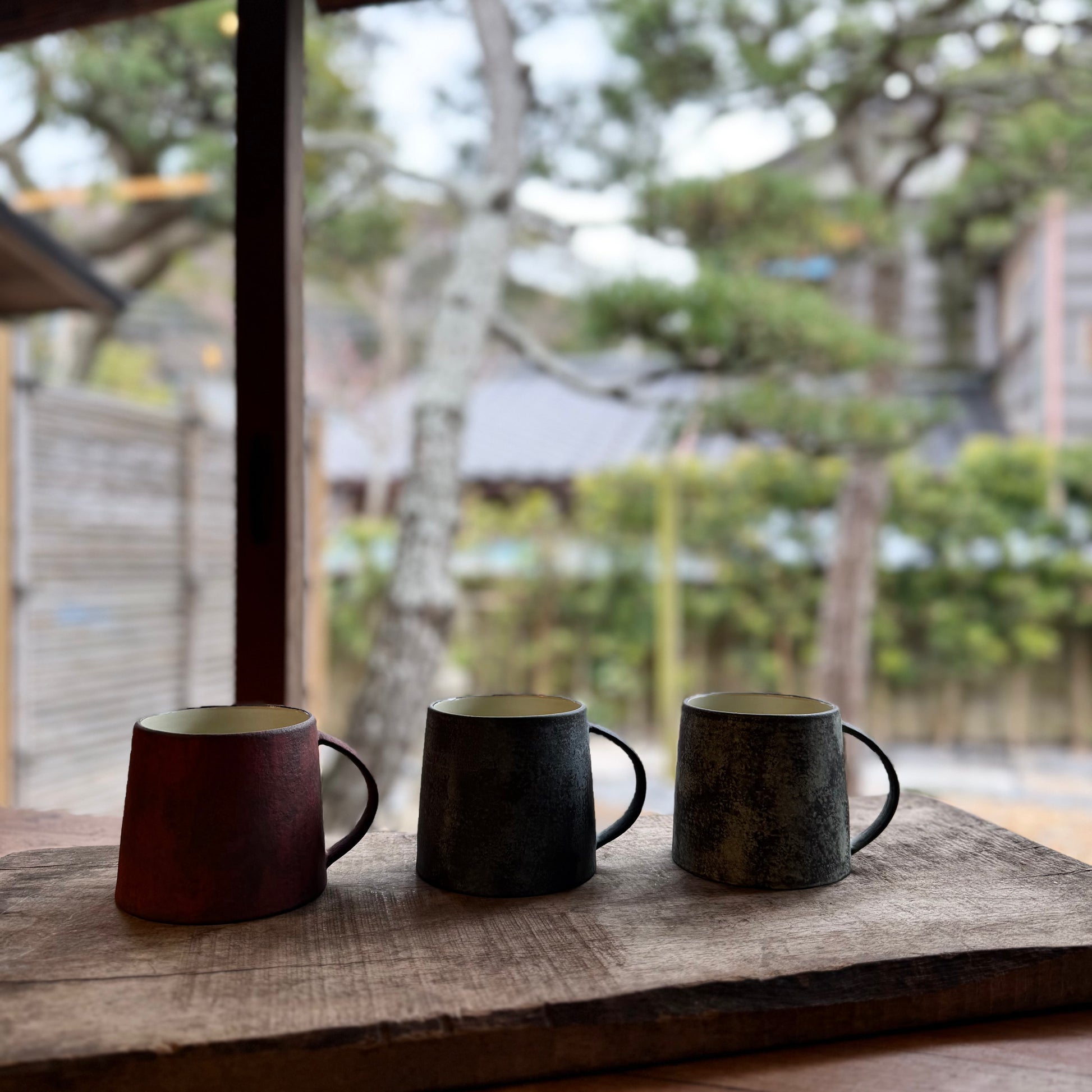 マグカップ　台形　青