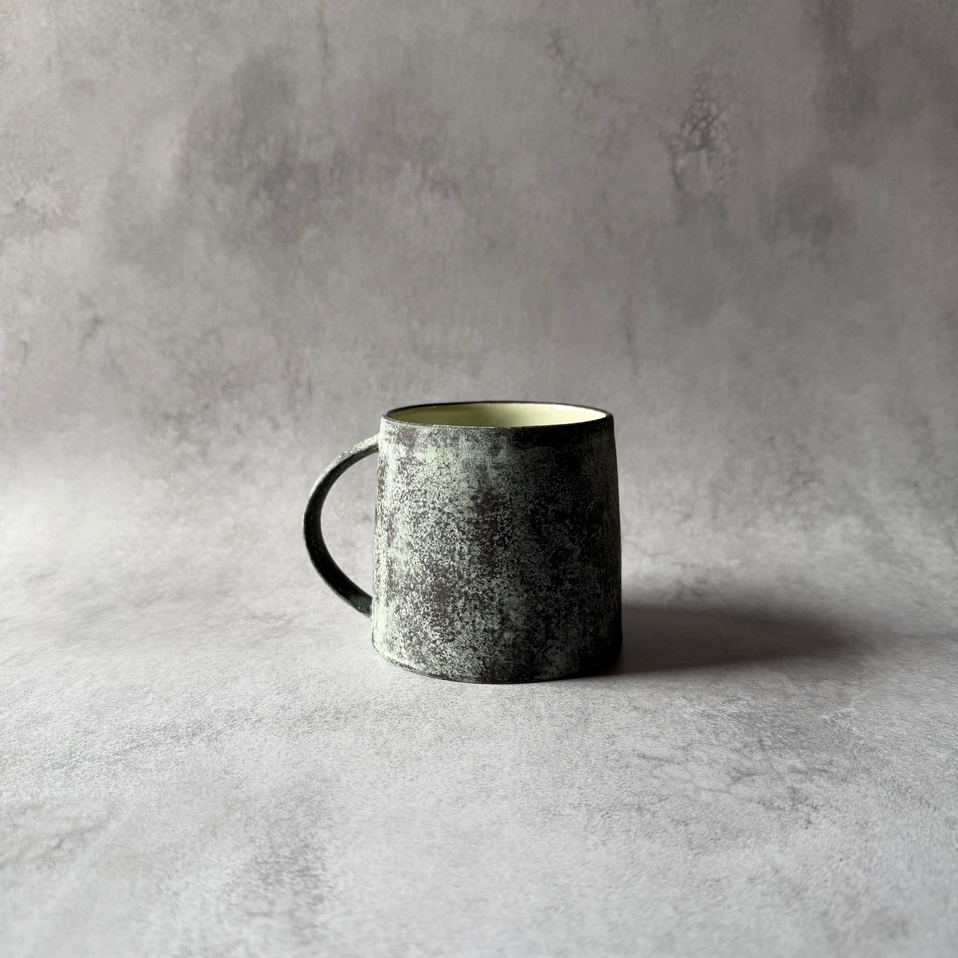 マグカップ　台形　緑