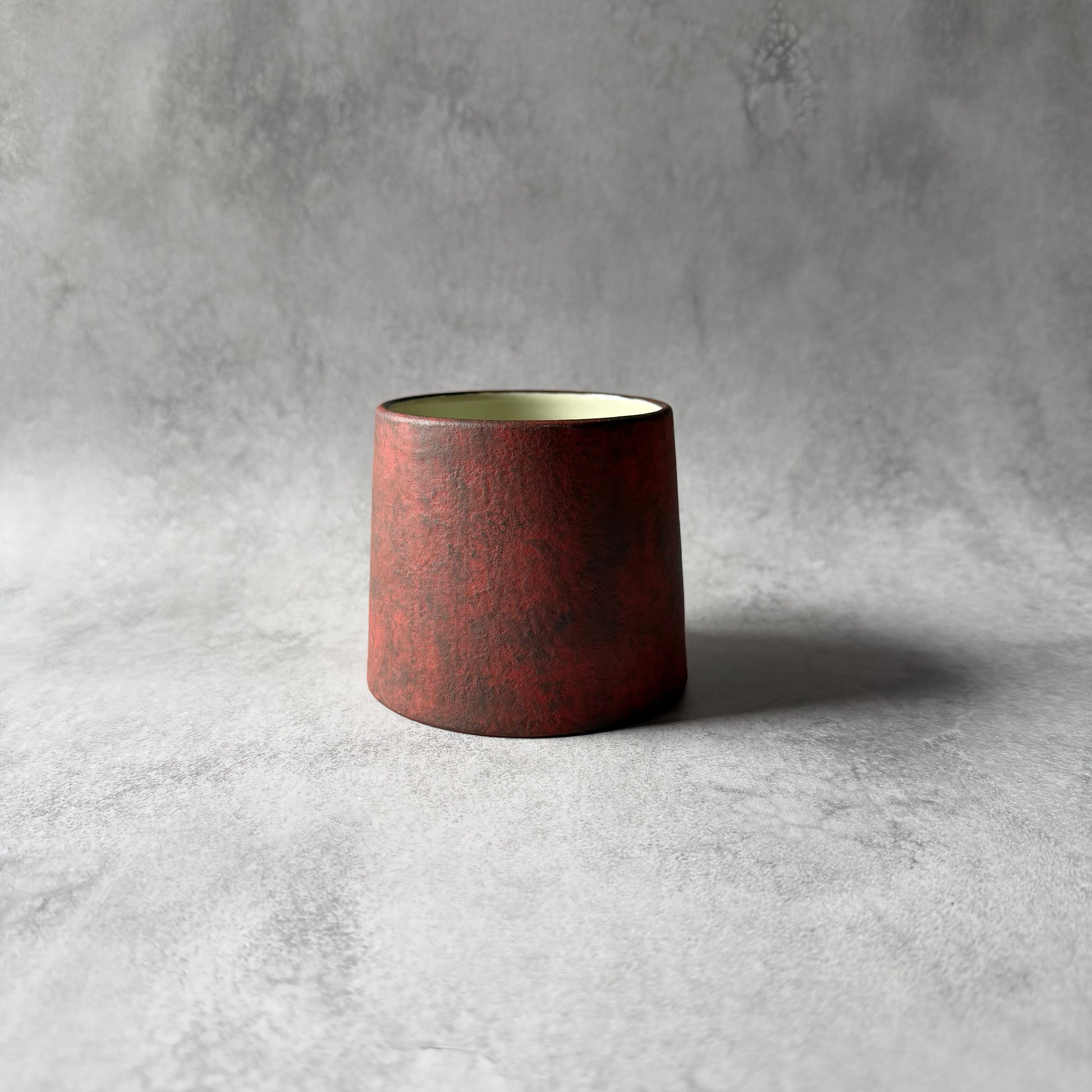 マグカップ　台形　赤