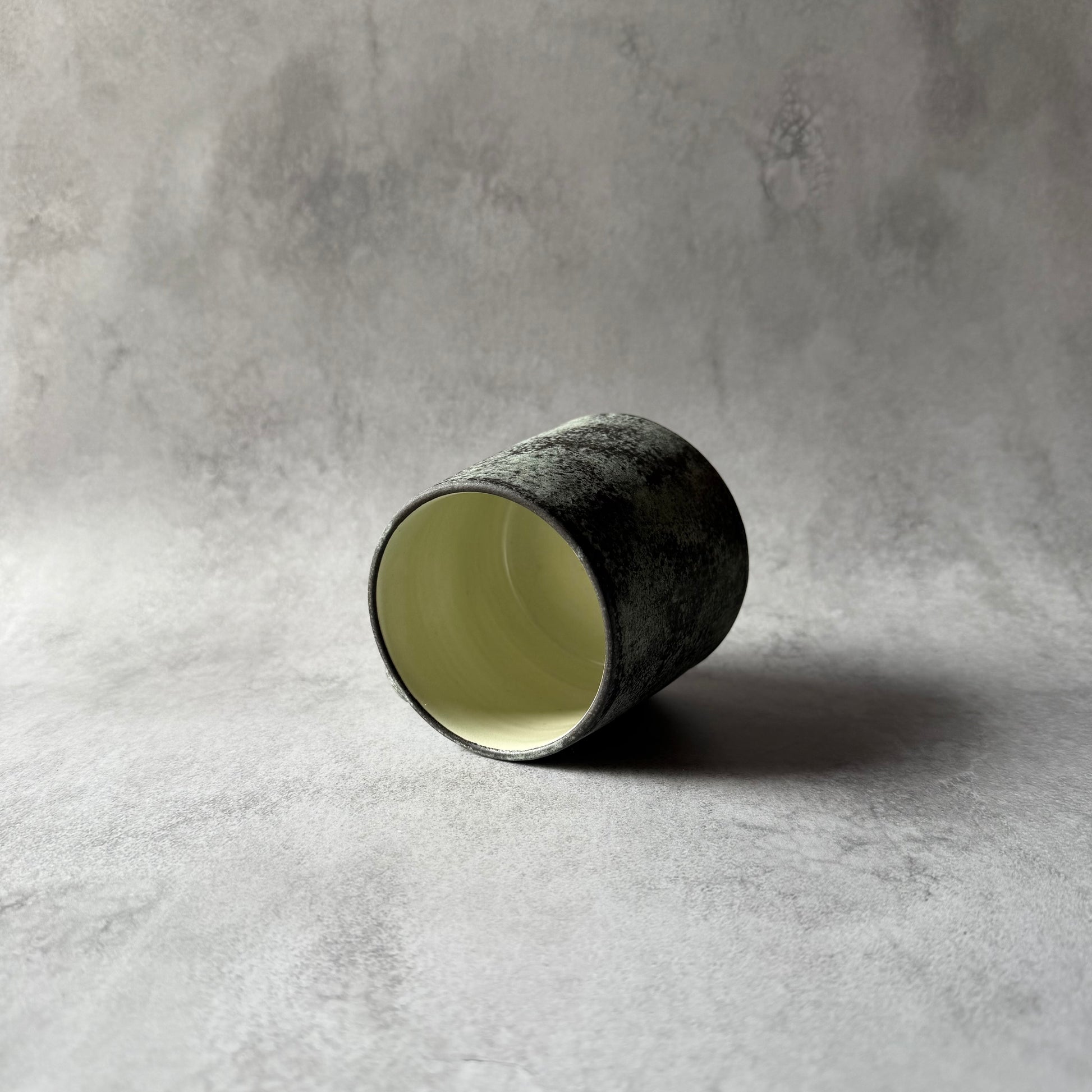 マグカップ　台形　緑