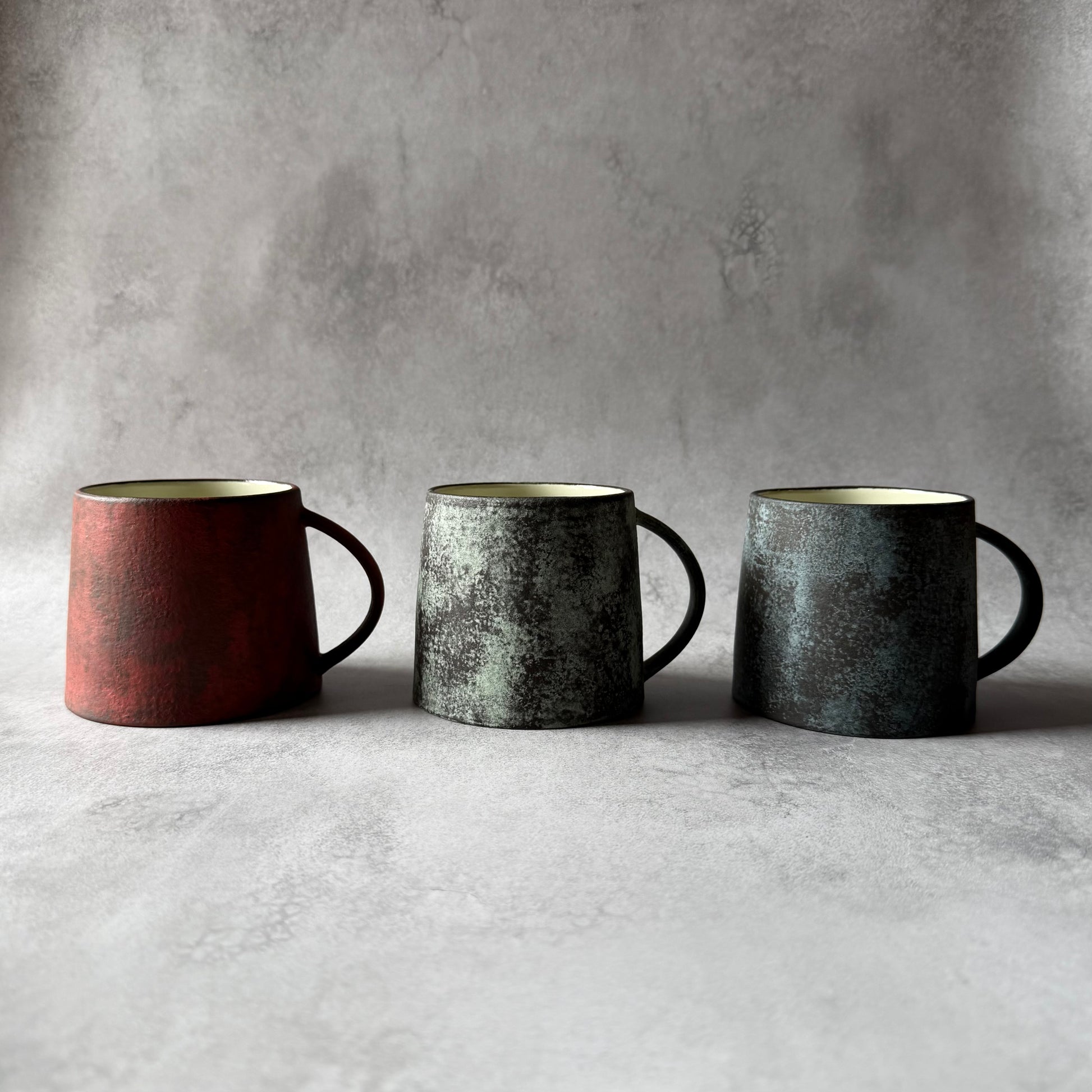 マグカップ　台形　青